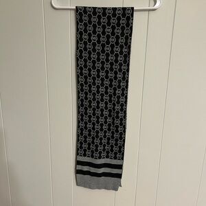 Michael Kors,‎ reversible scarf